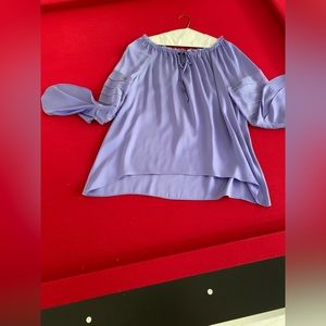 Elie Tahari - beautiful silk purple blouse tie ruffles